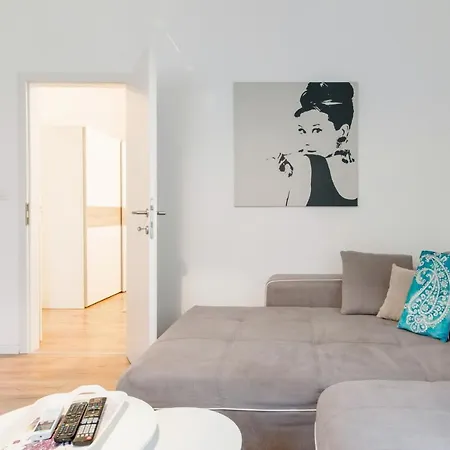 Spalatum Boutique Apartment With Balcony Split Exterior photo