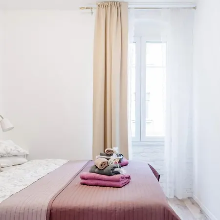 Spalatum Boutique Apartment With Balcony Split Exterior photo